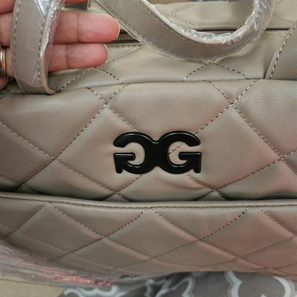 GILDA PARIS Travel crossbody/carry on/Duffle bag 18x12 inches - Picture 6 of 7